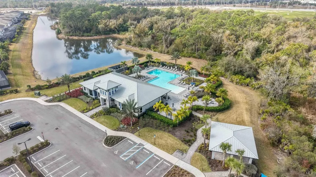 5811 Silverside Pine Court Lakewood Ranch FL 34211