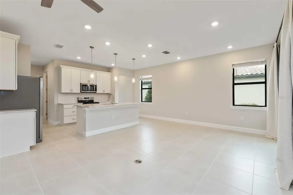 5811 Silverside Pine Court Lakewood Ranch FL 34211