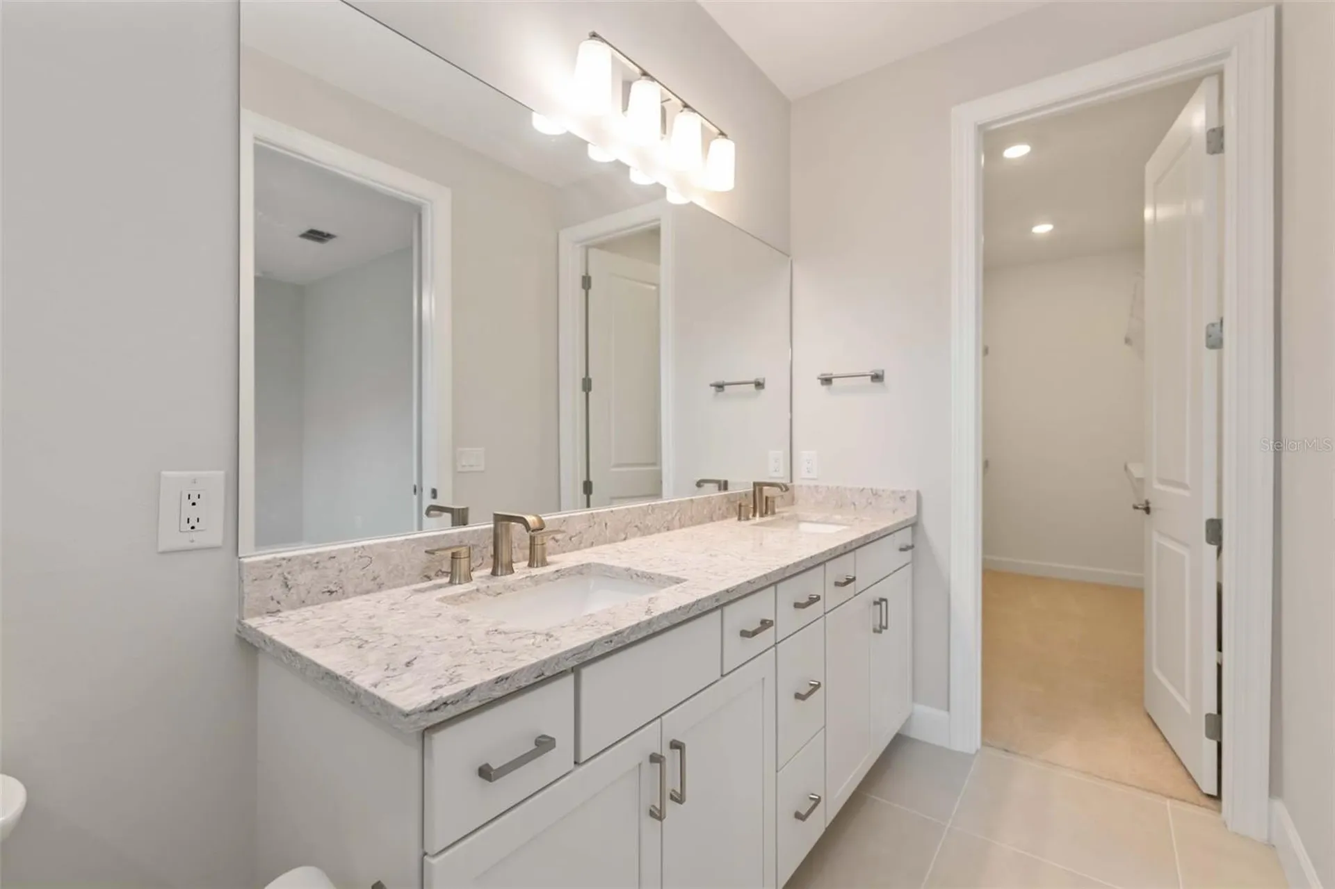 5811 Silverside Pine Court Lakewood Ranch FL 34211