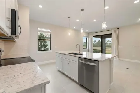 5811 Silverside Pine Court Lakewood Ranch FL 34211