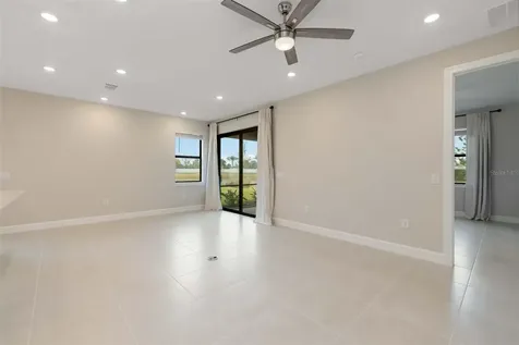 5811 Silverside Pine Court Lakewood Ranch FL 34211
