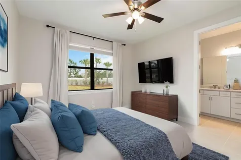 5811 Silverside Pine Court Lakewood Ranch FL 34211