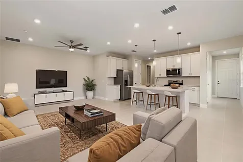 5811 Silverside Pine Court Lakewood Ranch FL 34211