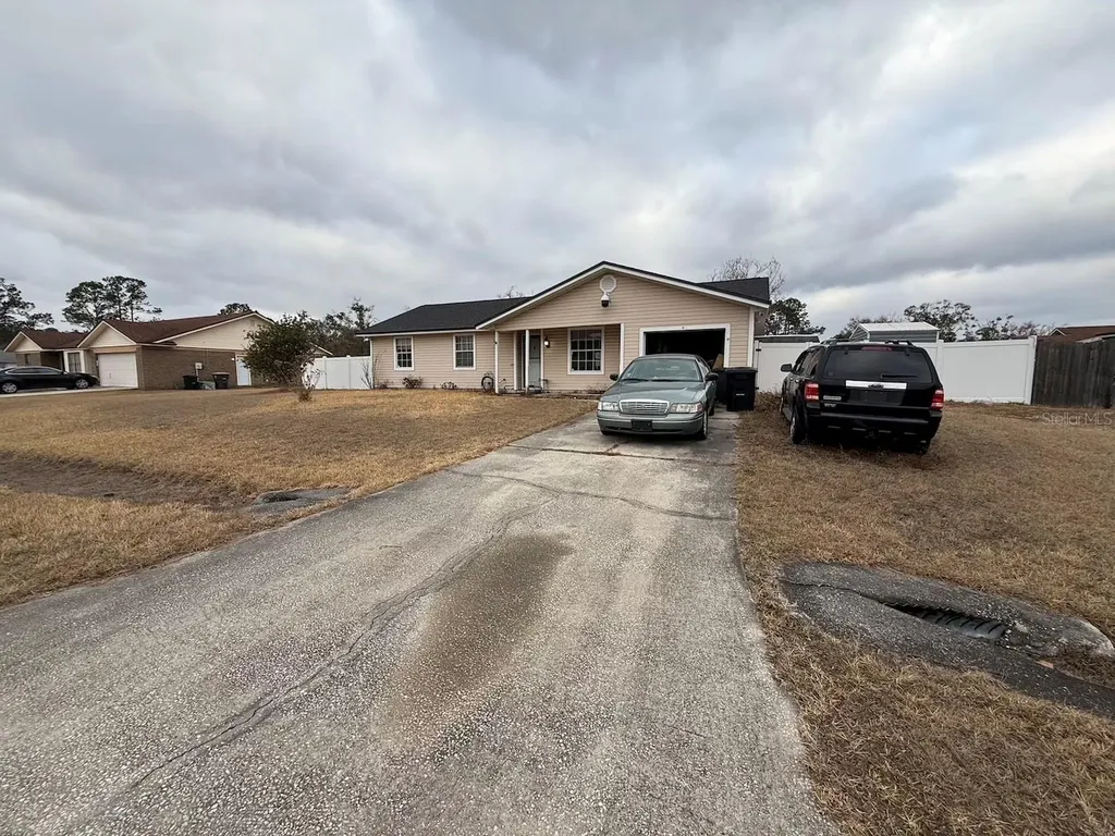 8819 Falcon Trace Drive S Jacksonville FL 32222