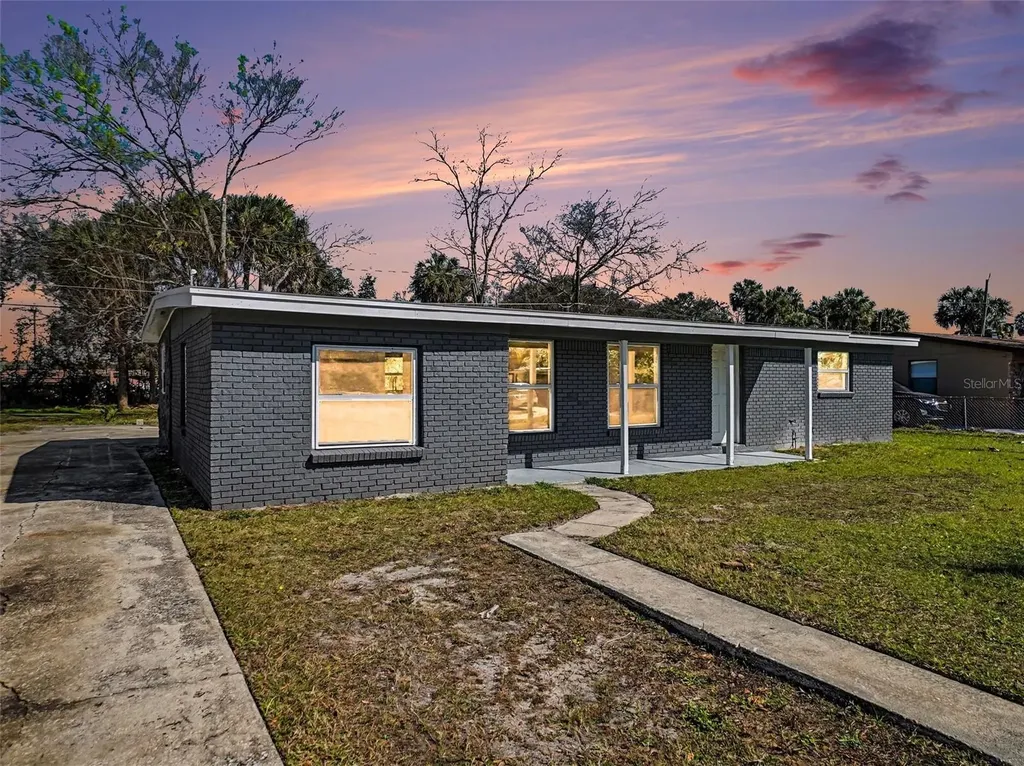 3032 Truman Boulevard Sanford FL 32771