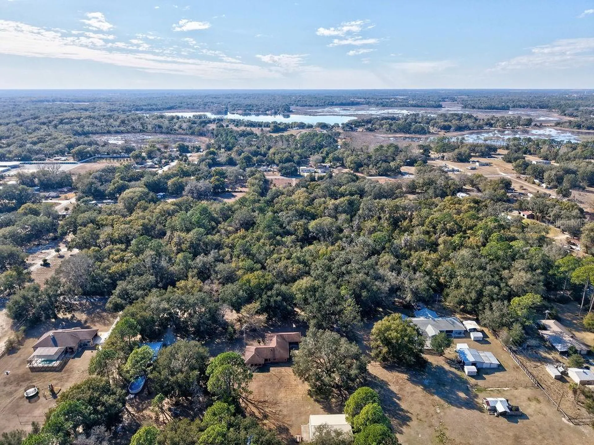 SE 129 Court Ocklawaha FL 32179