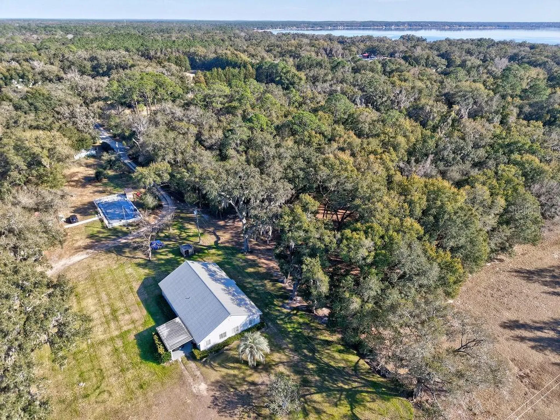 SE 129 Court Ocklawaha FL 32179