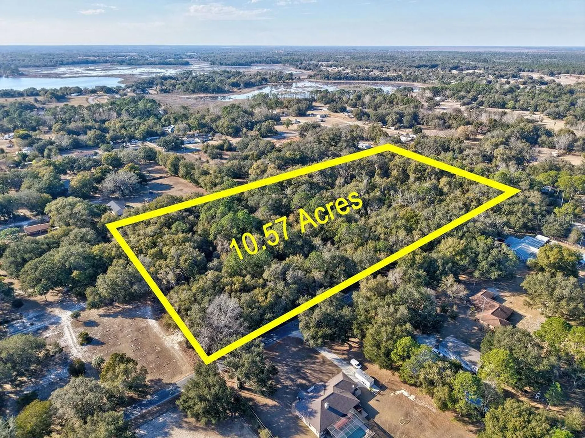 SE 129 Court Ocklawaha FL 32179