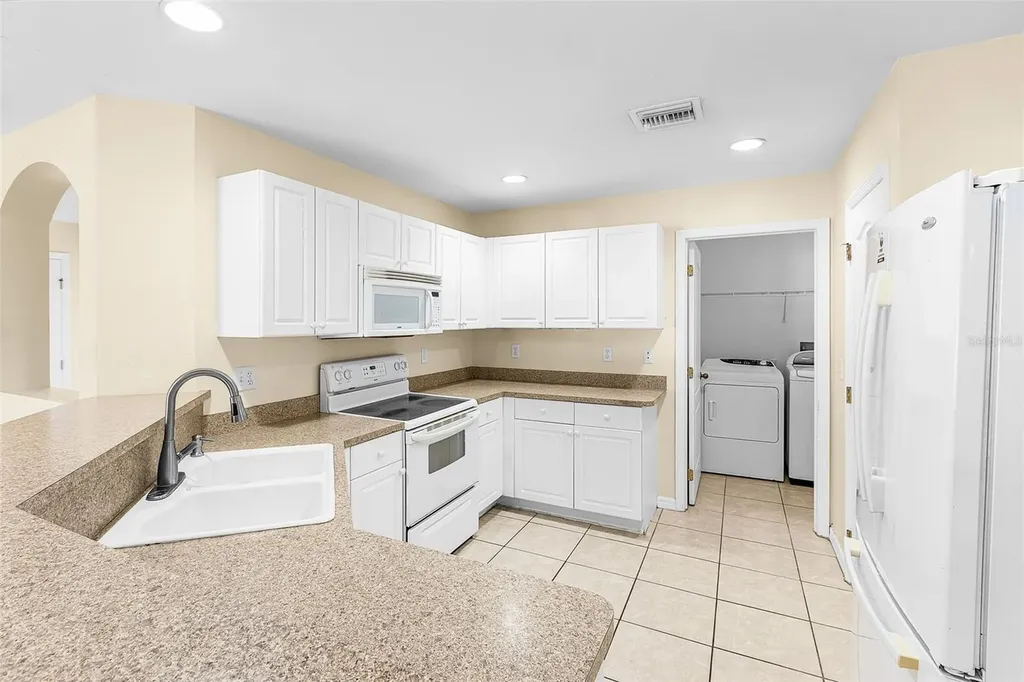 3809 NE 17th Avenue Cape Coral FL 33909