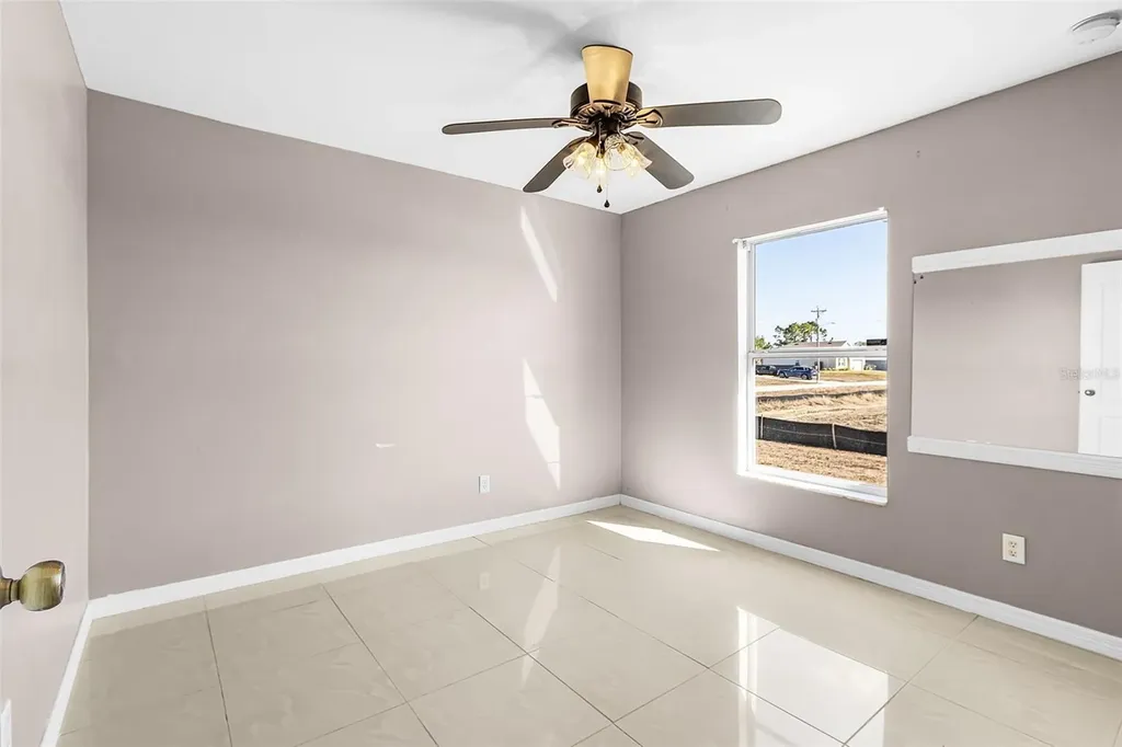 3809 NE 17th Avenue Cape Coral FL 33909