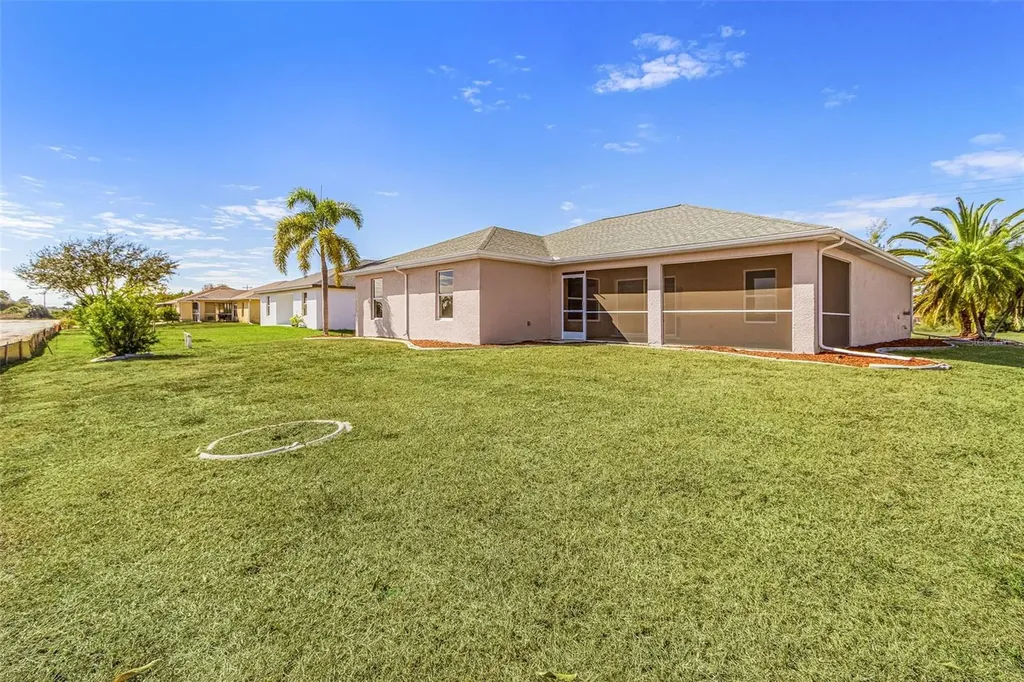 3809 NE 17th Avenue Cape Coral FL 33909