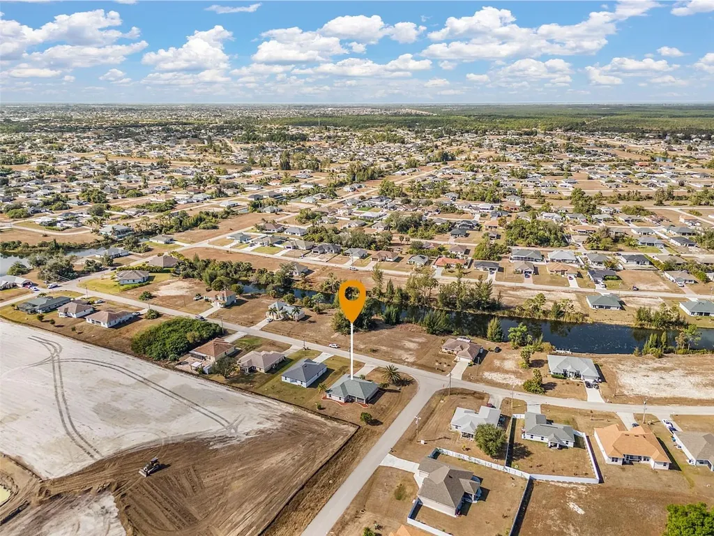 3809 NE 17th Avenue Cape Coral FL 33909