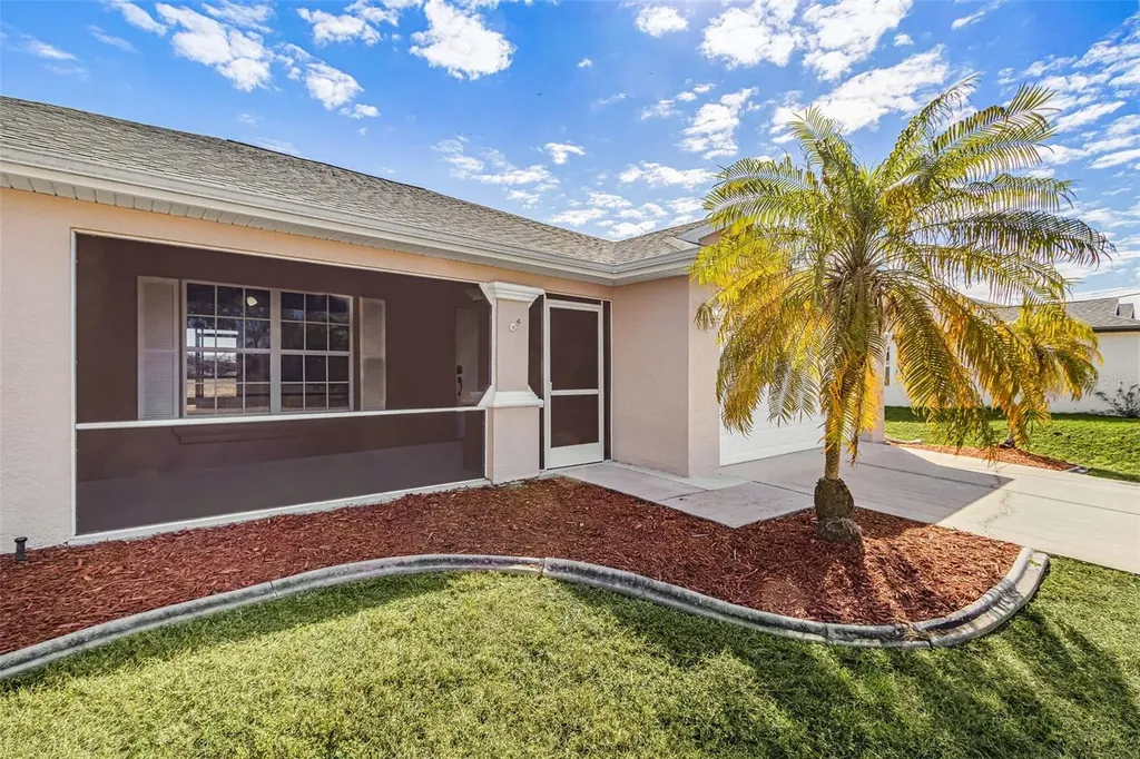3809 NE 17th Avenue Cape Coral FL 33909