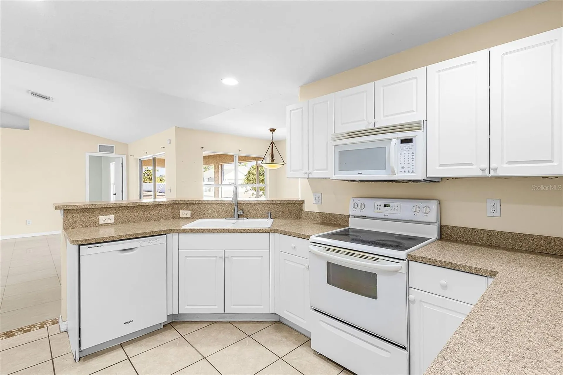 3809 NE 17th Avenue Cape Coral FL 33909