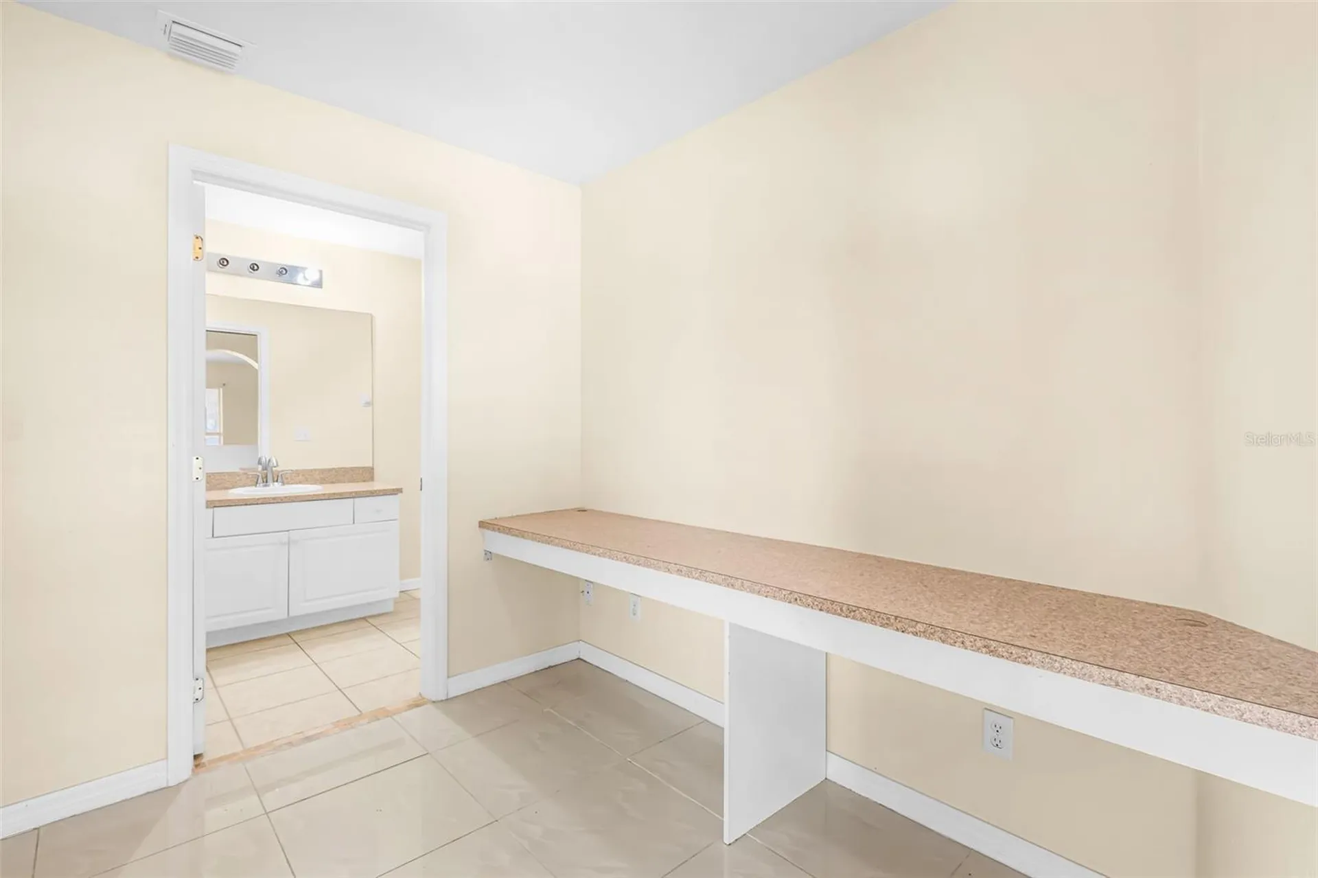 3809 NE 17th Avenue Cape Coral FL 33909