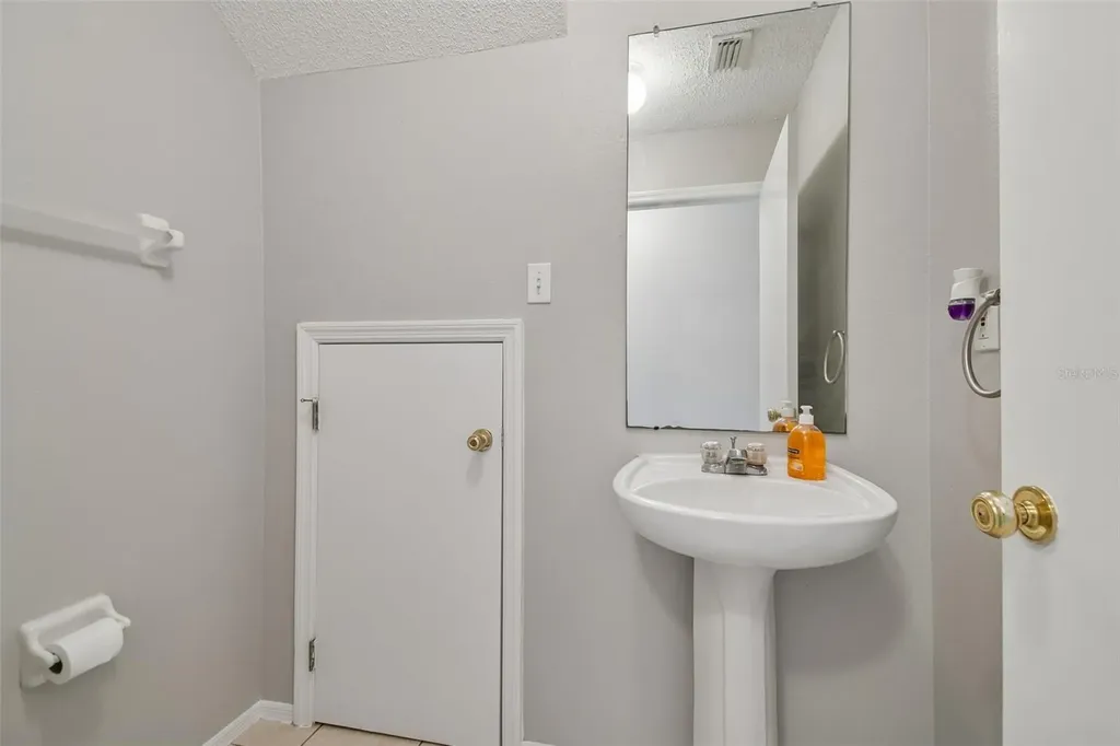 1341 Twilridge Place Brandon FL 33511