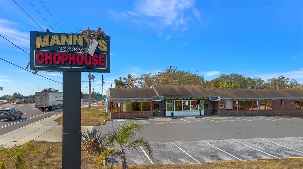 210 State Road 60 W Lake Wales FL 33853