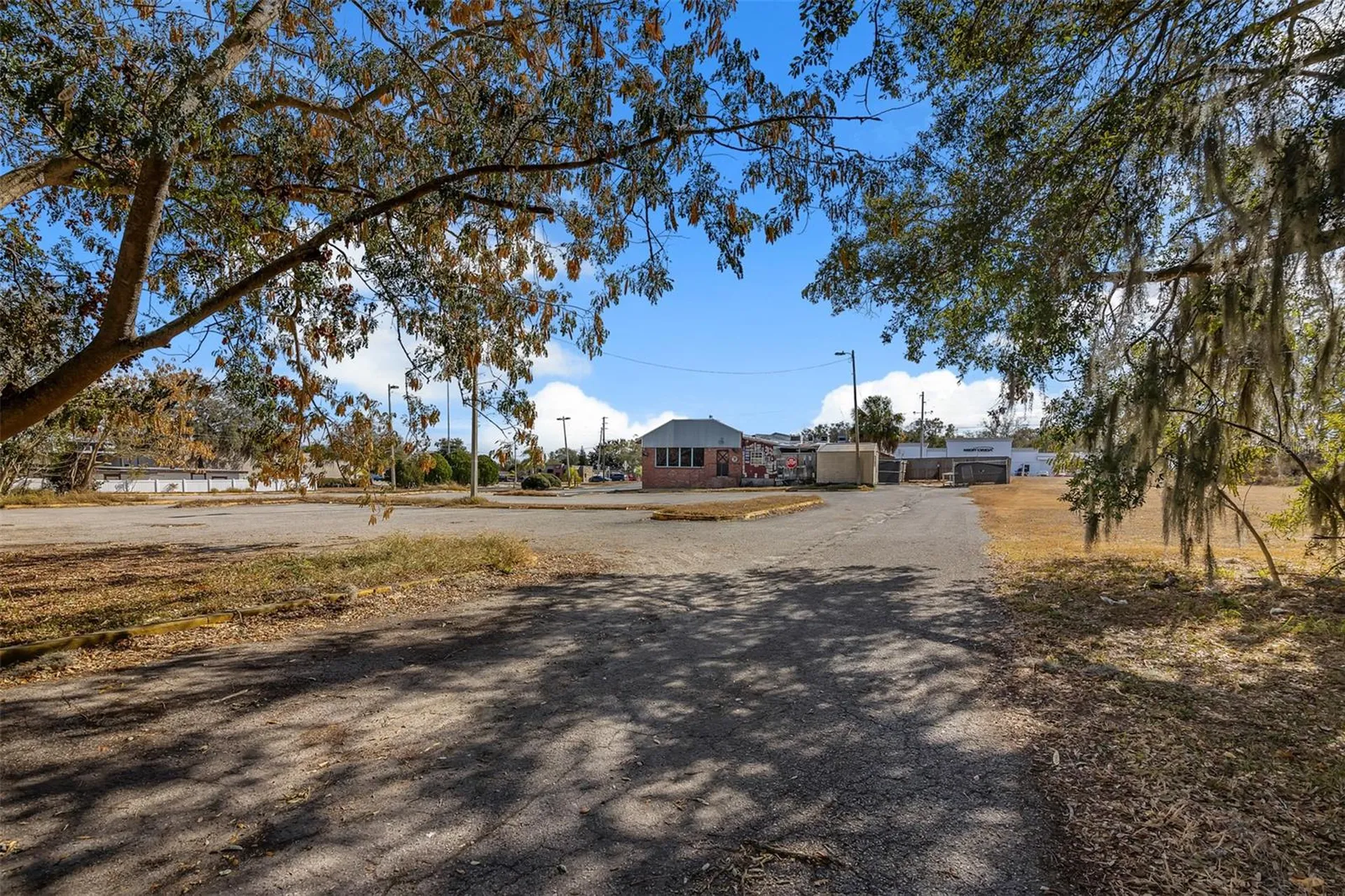 210 State Road 60 W Lake Wales FL 33853