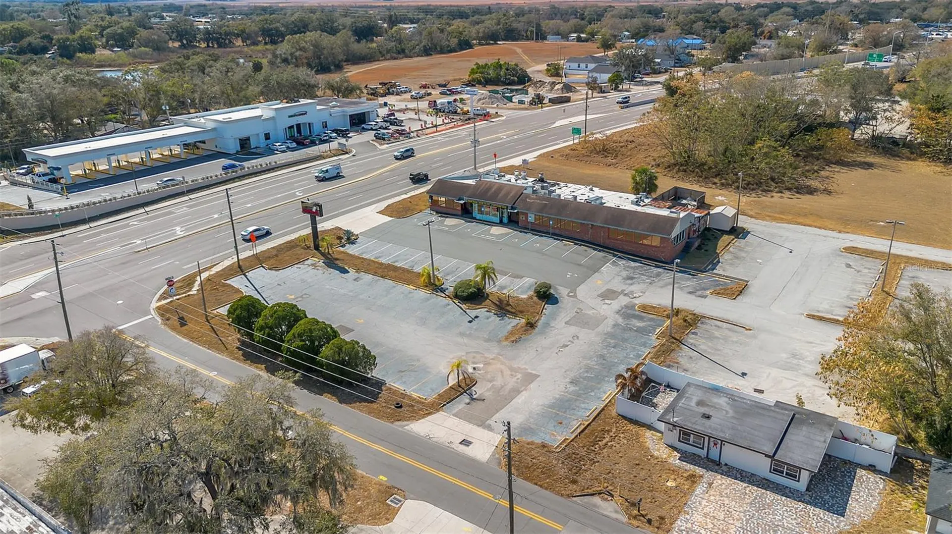 210 State Road 60 W Lake Wales FL 33853