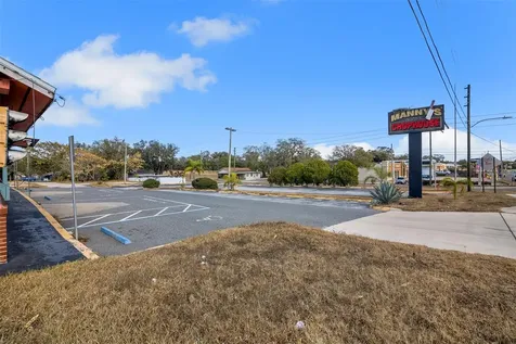 210 State Road 60 W Lake Wales FL 33853