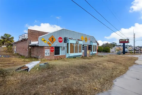 210 State Road 60 W Lake Wales FL 33853
