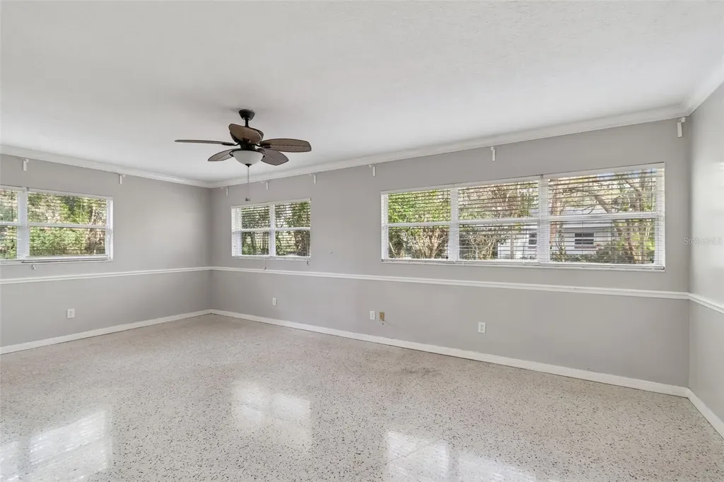 308 Brentwood Drive Temple Terrace FL 33617