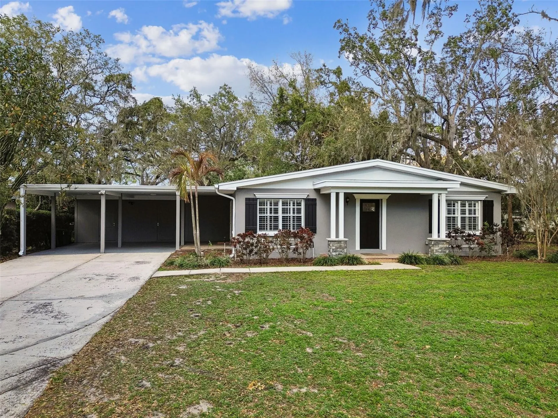 308 Brentwood Drive Temple Terrace FL 33617