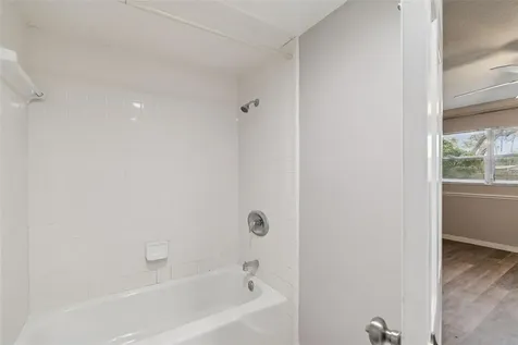 308 Brentwood Drive Temple Terrace FL 33617