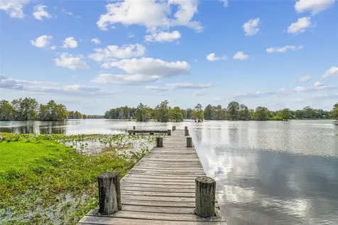 308 Brentwood Drive Temple Terrace FL 33617