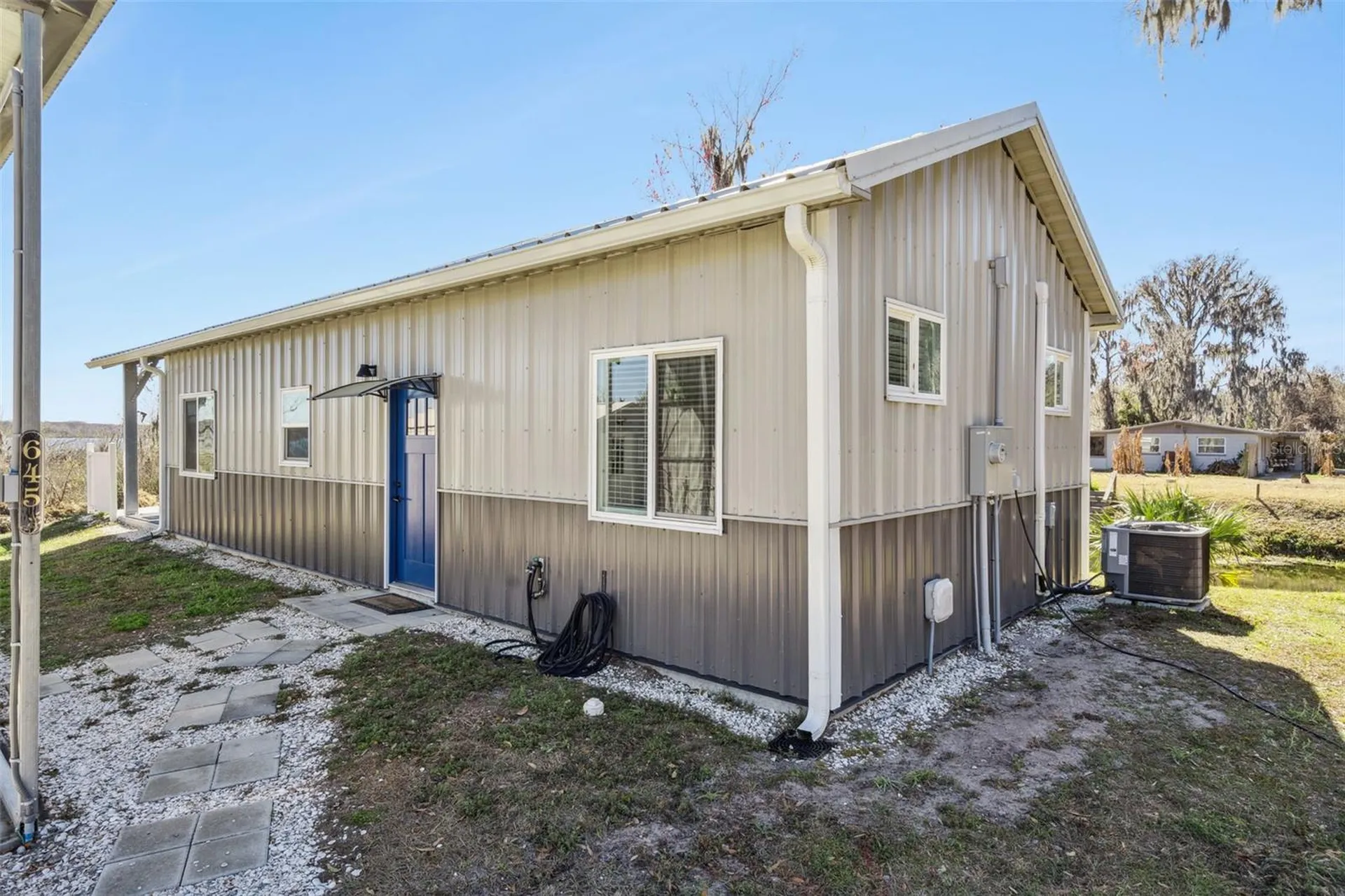 645 Cr 485a Lake Panasoffkee FL 33538