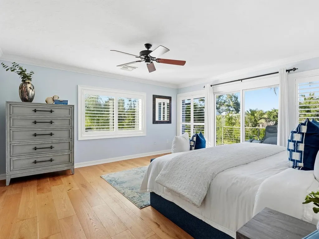 6934 Belgrave Drive Siesta Key FL 34242