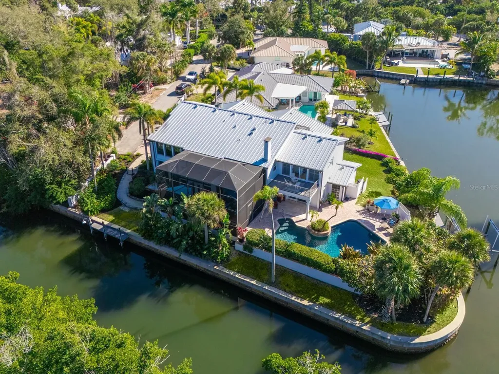 6934 Belgrave Drive Siesta Key FL 34242