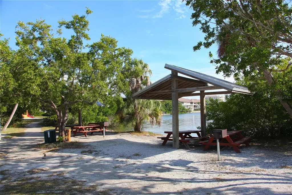 6934 Belgrave Drive Siesta Key FL 34242