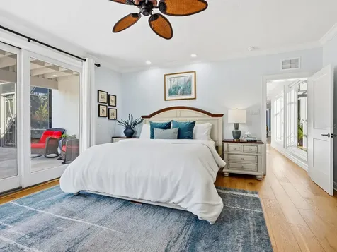 6934 Belgrave Drive Siesta Key FL 34242