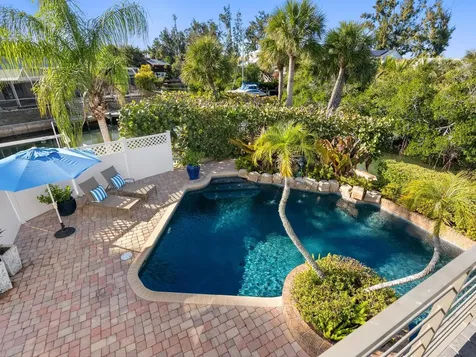 6934 Belgrave Drive Siesta Key FL 34242