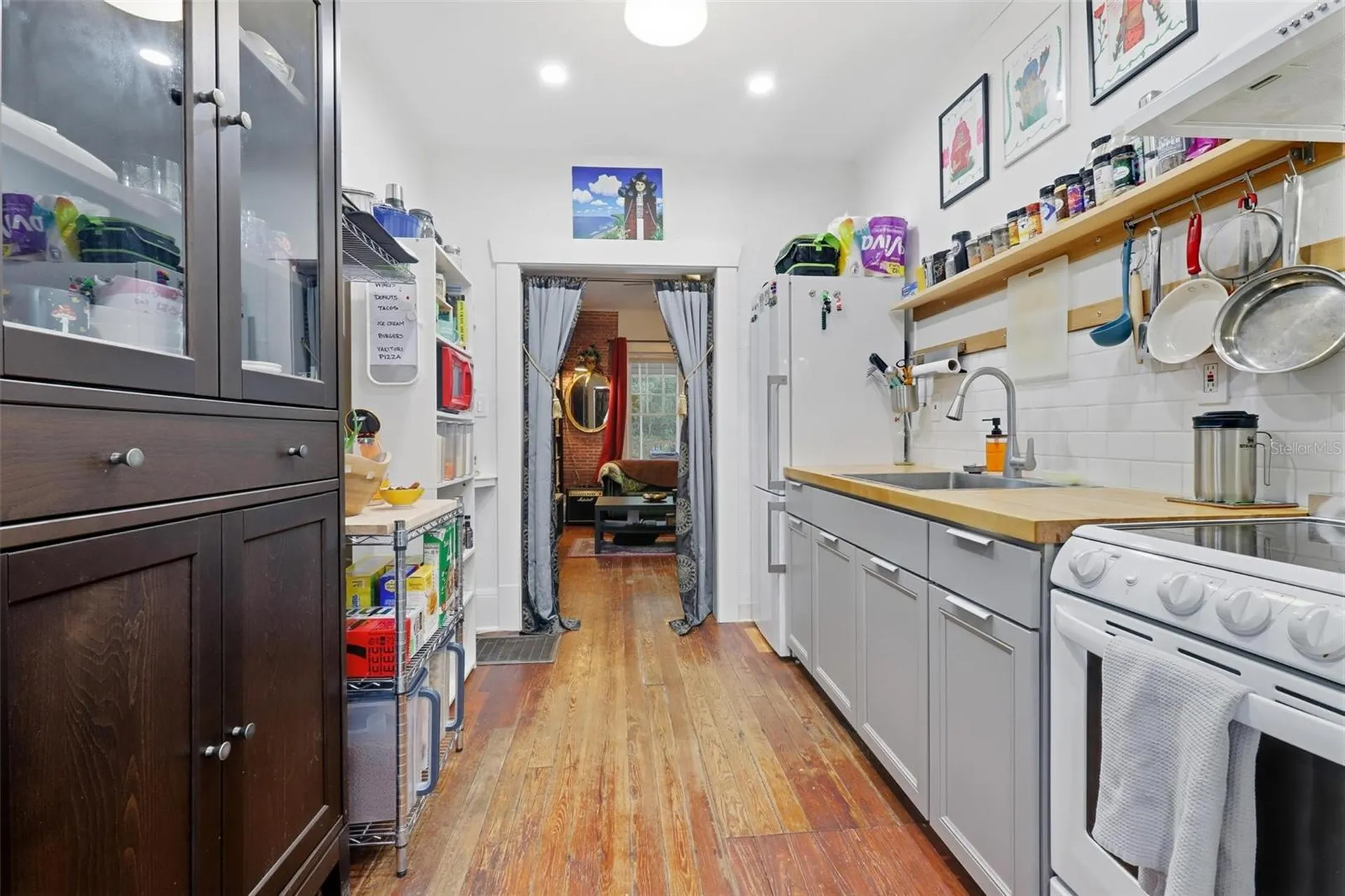 319 W University Avenue Deland FL 32720