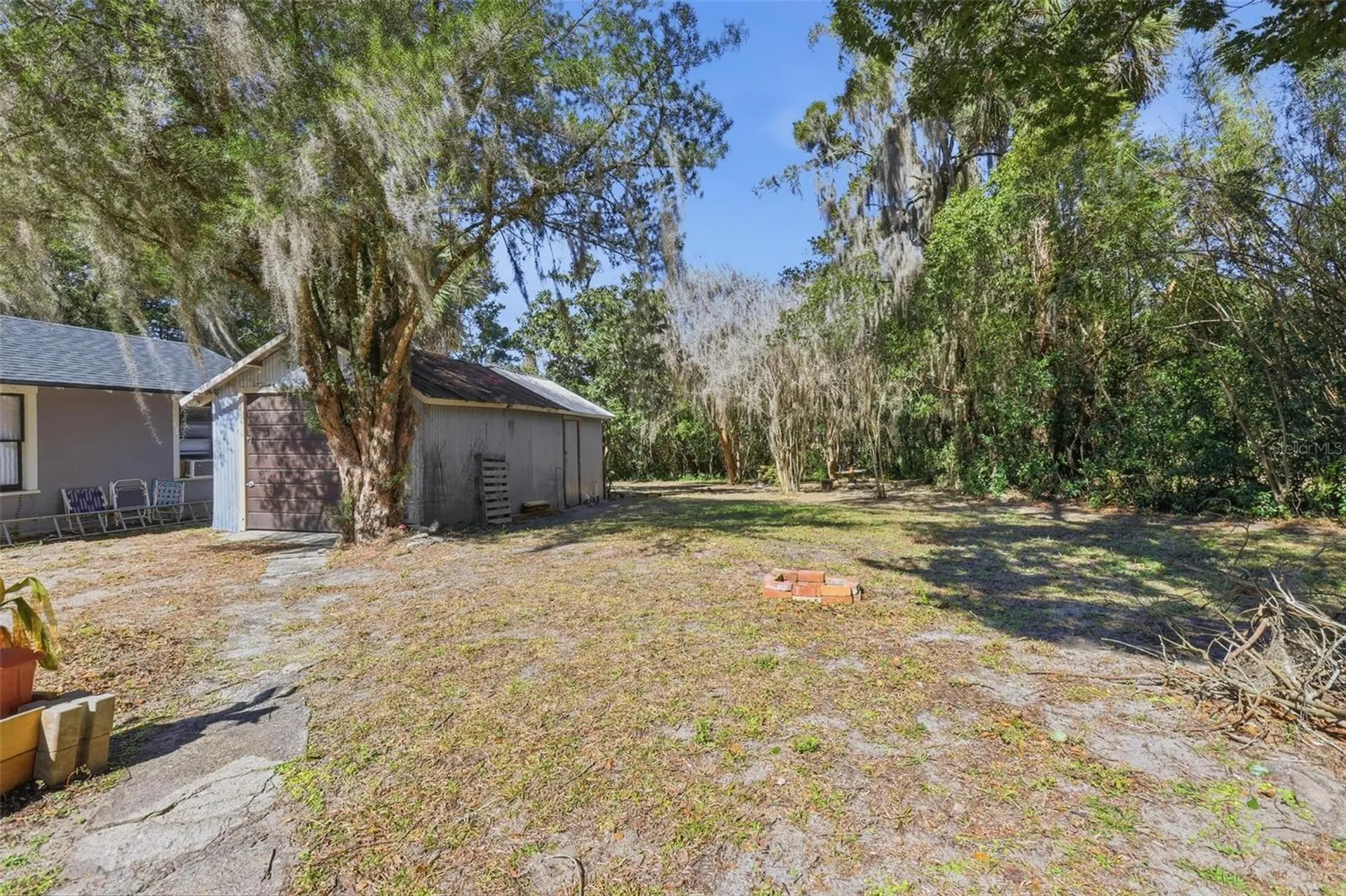 319 W University Avenue Deland FL 32720