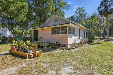 319 W University Avenue Deland FL 32720