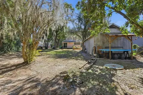 319 W University Avenue Deland FL 32720