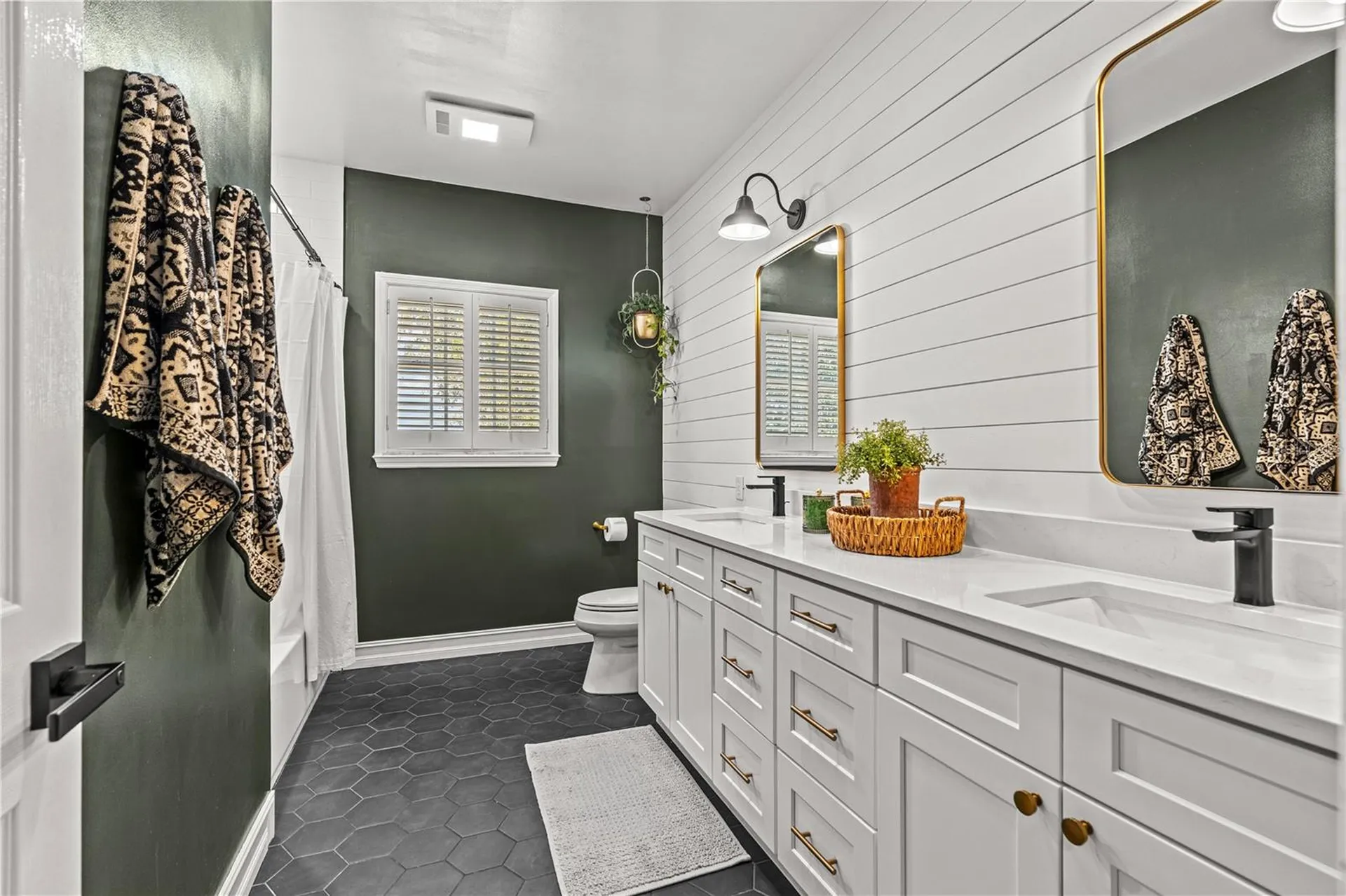 180 Sweet Bay Avenue New Smyrna Beach FL 32168