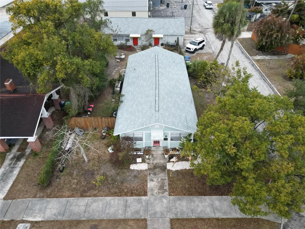 5810 N Suwanee Avenue Tampa FL 33604