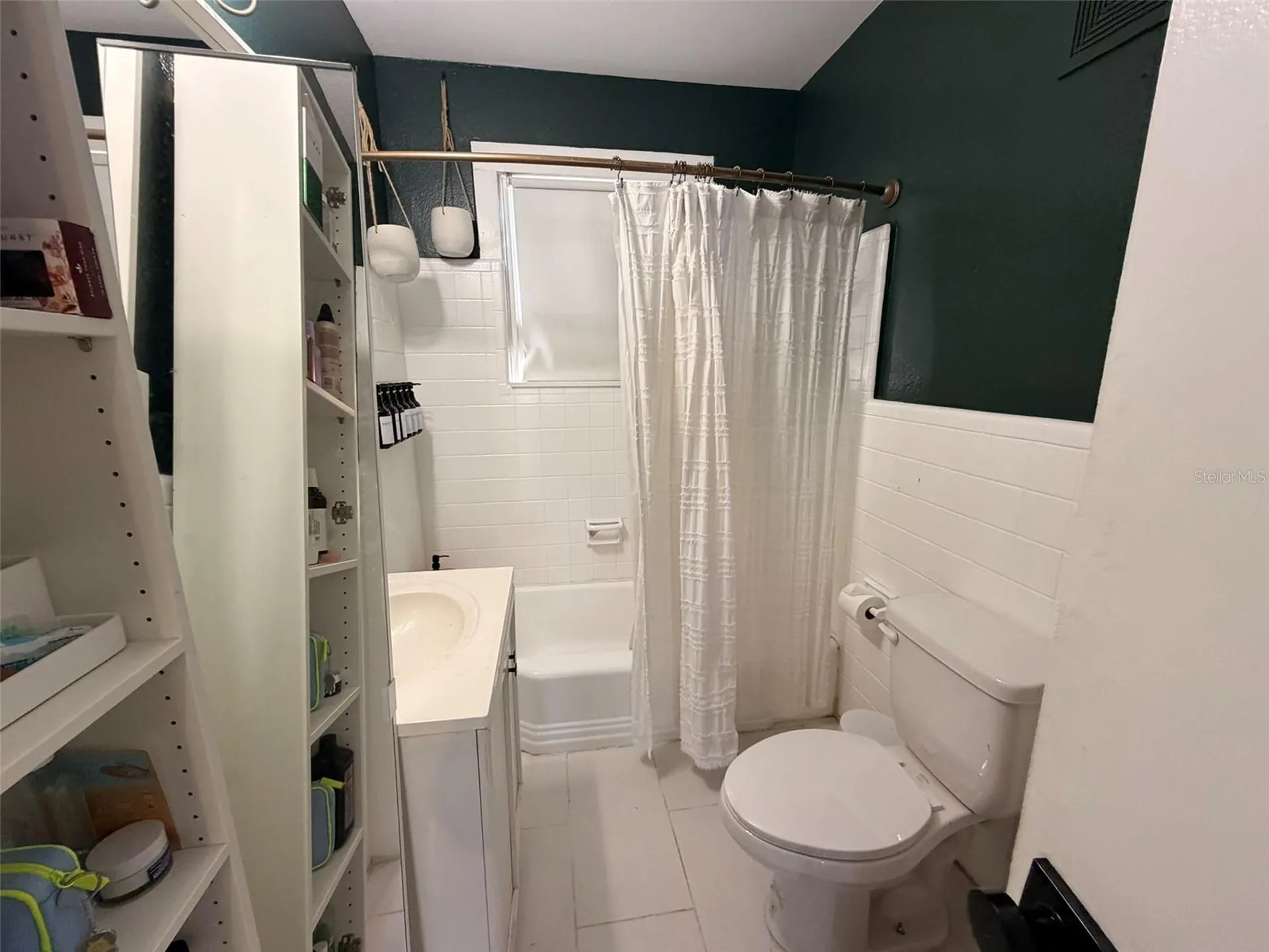 5810 N Suwanee Avenue Tampa FL 33604