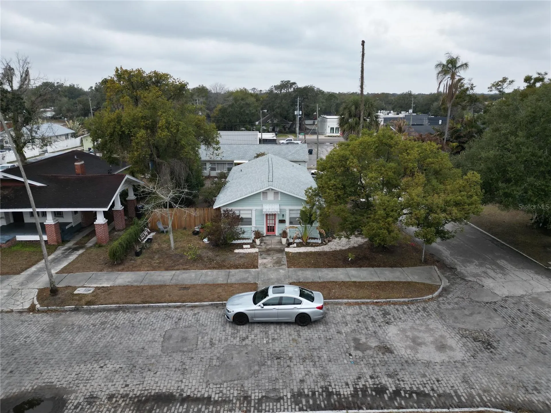 5810 N Suwanee Avenue Tampa FL 33604