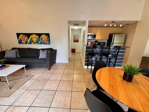 5810 N Suwanee Avenue Tampa FL 33604