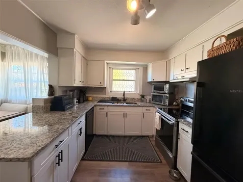 5810 N Suwanee Avenue Tampa FL 33604