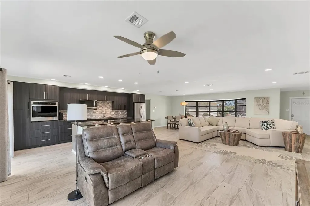 2280 Bayview Road Punta Gorda FL 33950