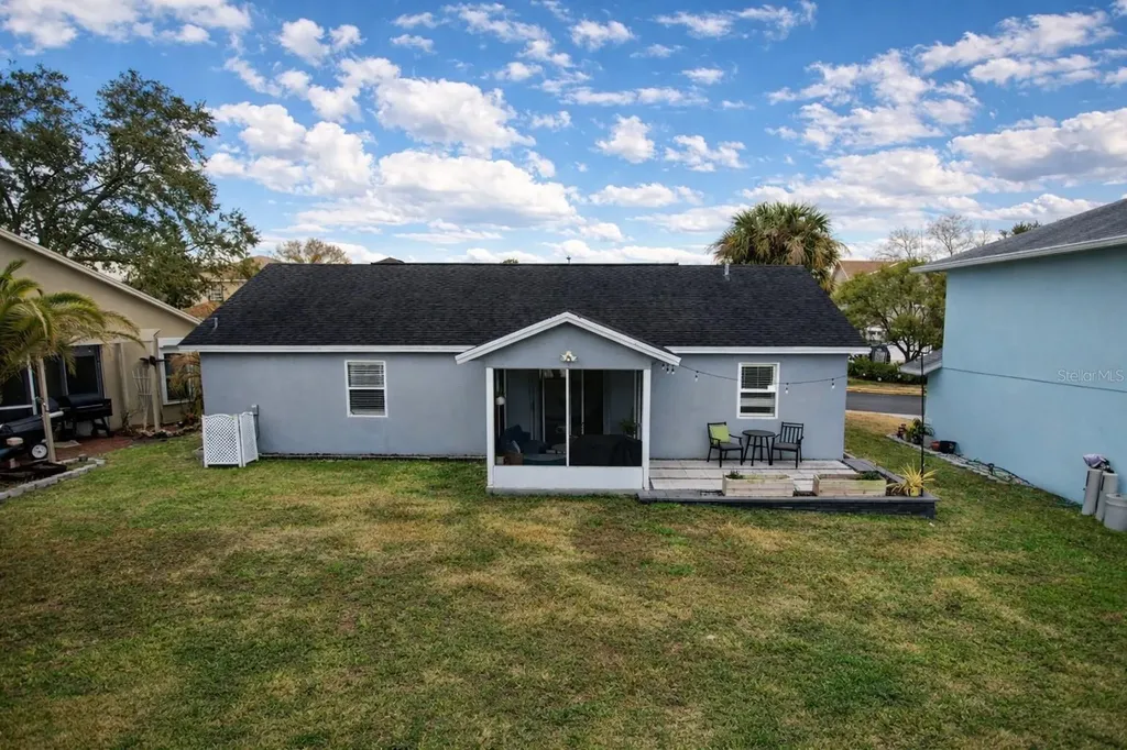 2022 Hatteras Point Lakeland FL 33813