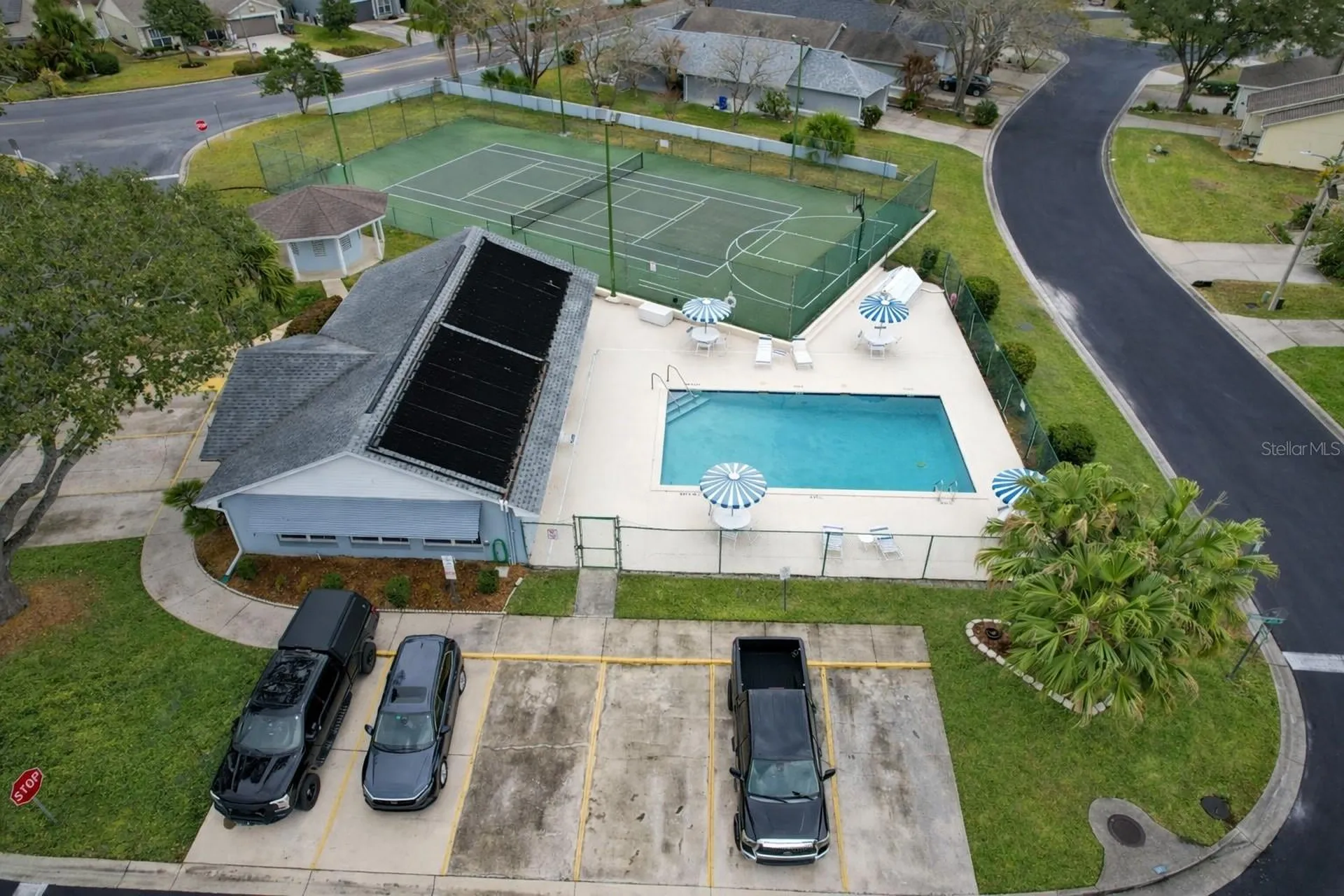2022 Hatteras Point Lakeland FL 33813