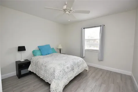 2022 Hatteras Point Lakeland FL 33813