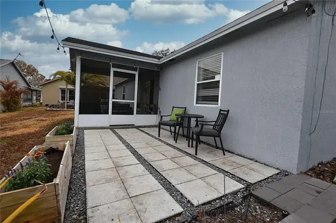 2022 Hatteras Point Lakeland FL 33813